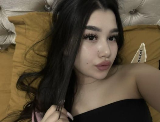 Знакомства в Якутске — Сабрина, 23 лет